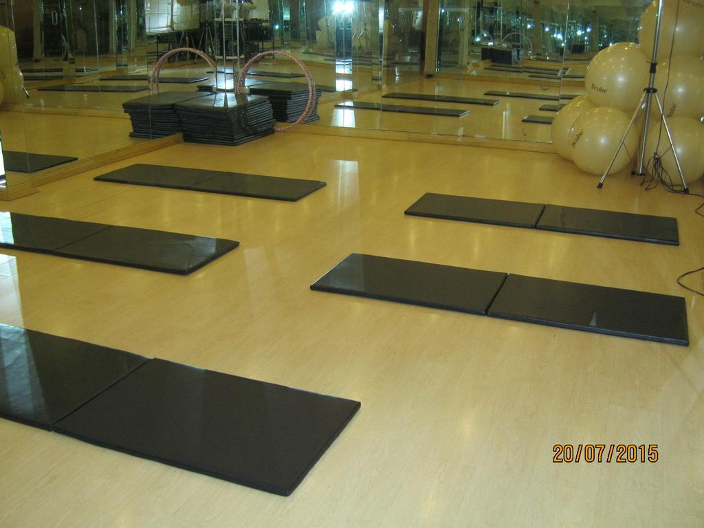 Kyo-Un Hotel Sara Buri Dış mekan fotoğraf