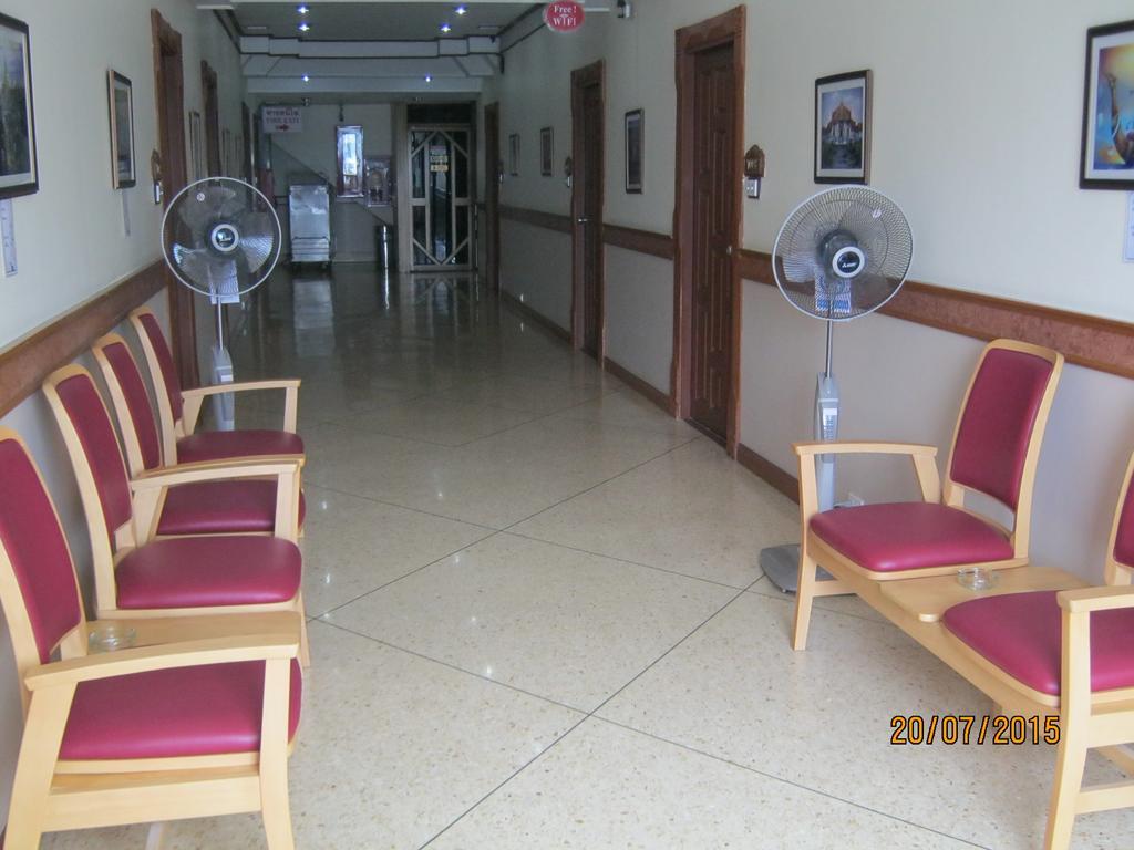 Kyo-Un Hotel Sara Buri Dış mekan fotoğraf